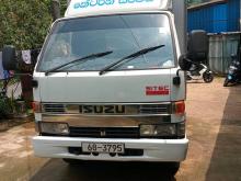 Isuzu NKR 66L Aluminium Body 1998 Lorry