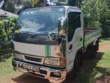 Isuzu NKR 69E Doble Wheel 2002 Lorry