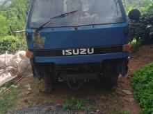 Isuzu NKR 1987 Lorry