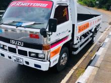 Isuzu NKR 1991 Lorry
