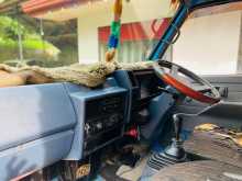 https://riyasewana.com/uploads/isuzu-nkr-elf-1986-212020612383.jpg