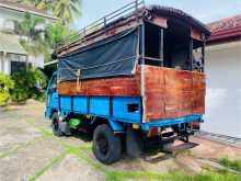 https://riyasewana.com/uploads/isuzu-nkr-elf-1986-79414712424.jpg