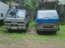 Isuzu NKR NHR 1990 Lorry