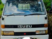 Isuzu NKR 1997 Lorry