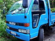 Isuzu NKR250 1992 Lorry