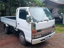 Isuzu NKR250 1990 Lorry