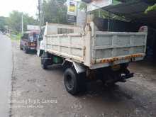 https://riyasewana.com/uploads/isuzu-nkr57l-291106204962.jpg