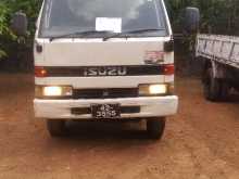 Isuzu NKR57L 1989 Lorry