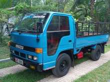 Isuzu NKR58 1988 Lorry