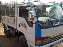 Isuzu NKR66E Tipper 2000 Lorry