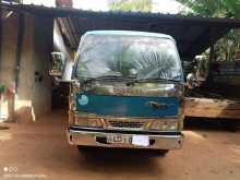 Isuzu NKR81E 2003 Lorry