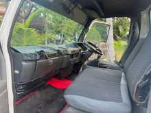 https://riyasewana.com/uploads/isuzu-npr-12-5-1997-1821084412264.jpg