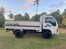 https://riyasewana.com/uploads/isuzu-npr-12-5-1997-1821084412422.jpg