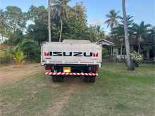 https://riyasewana.com/uploads/isuzu-npr-12-5-1997-1821084412763.jpg