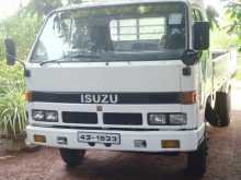 Isuzu NPR 1988 Lorry