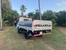 https://riyasewana.com/uploads/isuzu-npr-1997-720264612404.jpg