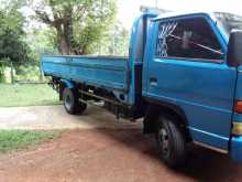 Isuzu NPR 1992 Lorry