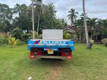 https://riyasewana.com/uploads/isuzu-npr-350-216195124623.jpg