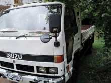 Isuzu NPR 58 L 1988 Lorry