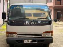 Isuzu NPR 2001 Lorry