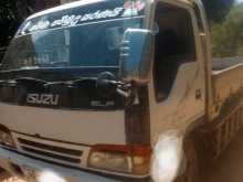 Isuzu NPR 71 L 1997 Lorry