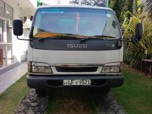 Isuzu NPR-75-L 2004 Lorry