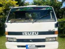 Isuzu NPR58L 1989 Lorry