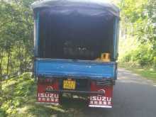 https://riyasewana.com/uploads/isuzu-npr66l-281559174963.jpg