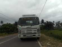 Isuzu NPR85Y 2012 Lorry