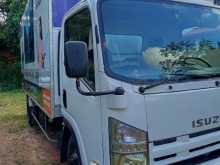 Isuzu NQR 2010 Lorry