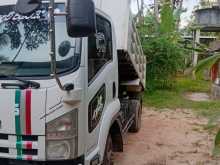 https://riyasewana.com/uploads/isuzu-oo-2013-417412812994.jpg
