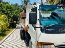 Isuzu ELF 2001 Lorry