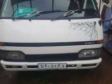 Isuzu Fargo 1989 Van