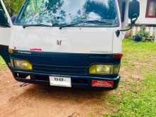 Isuzu Fargo 1992 Van