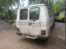 https://riyasewana.com/uploads/isuzu-root-van-1420352217225.jpg