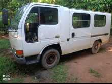 Isuzu ELF 1980 Van