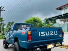 https://riyasewana.com/uploads/isuzu-single-cab-1987-1410582612812.jpg