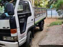https://riyasewana.com/uploads/isuzu-single-veel-1990-1814403212202.jpg