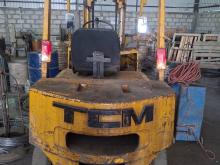 Isuzu TCM Fork Lift 2.5 2010 Heavy-Duty