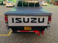 https://riyasewana.com/uploads/isuzu-tfs-54-1993-2220024412514.jpg