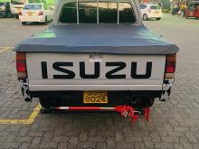 https://riyasewana.com/uploads/isuzu-tfs-54-419344517385.jpg