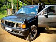 Isuzu TFS54 KB 4Wd 1988 Pickup
