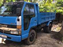 Isuzu Tipper 1980 Lorry