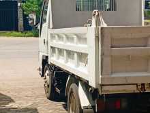 https://riyasewana.com/uploads/isuzu-tiper-2014-914082412762.jpg