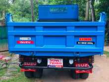 https://riyasewana.com/uploads/isuzu-tiper-23802254992.jpg