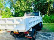 https://riyasewana.com/uploads/isuzu-tiper-29610184142.jpg