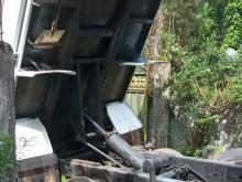 https://riyasewana.com/uploads/isuzu-tipper-1116352610815.jpg