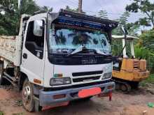 Isuzu Tipper 2003 Lorry