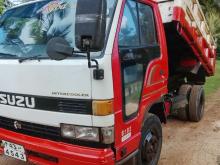 https://riyasewana.com/uploads/isuzu-tipper-12057166366.jpg