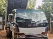 Isuzu Tipper 2000 Lorry